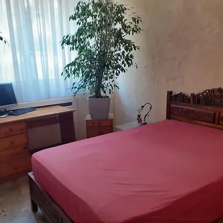 Apartmán Fabron 90 M2 Avec Garage