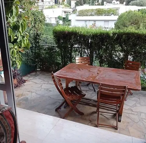 Fabron 90 M2 Avec Garage Lejlighed *